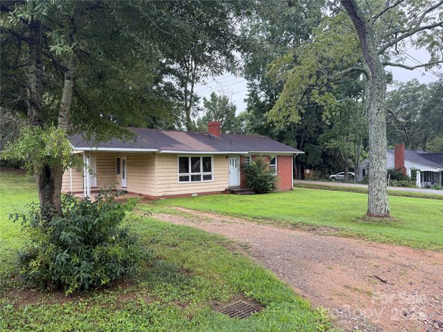 103 W 18th Street, Kannapolis, NC 28081