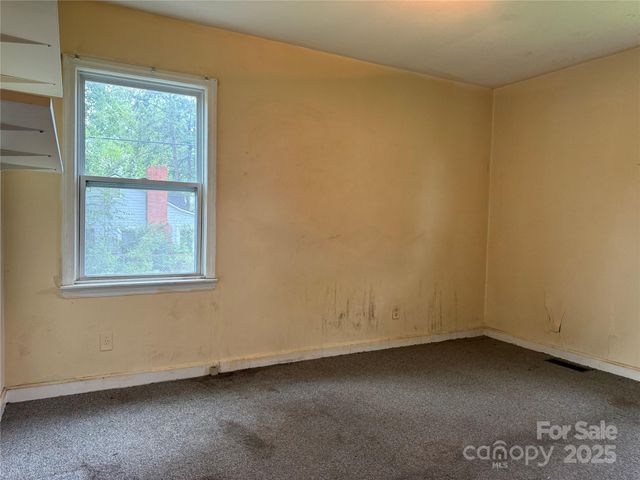 103 W 18th Street, Kannapolis, NC 28081