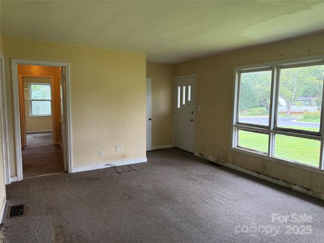 103 W 18th Street, Kannapolis, NC 28081
