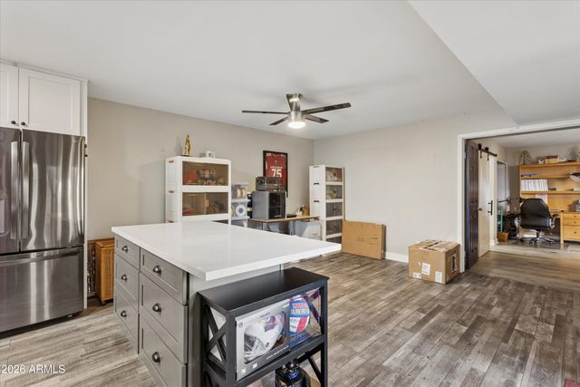 5836 W WINCHCOMB Drive, Glendale, AZ 85306