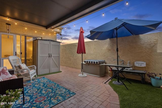 5836 W WINCHCOMB Drive, Glendale, AZ 85306
