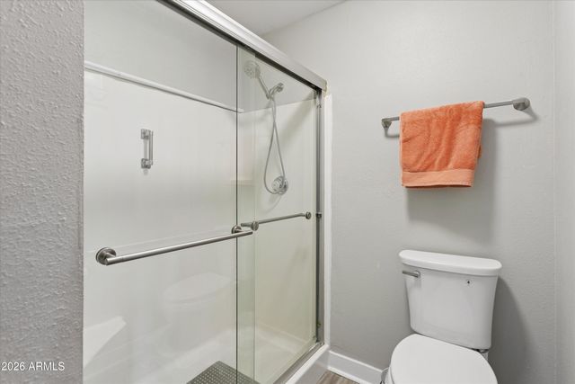 5836 W WINCHCOMB Drive, Glendale, AZ 85306