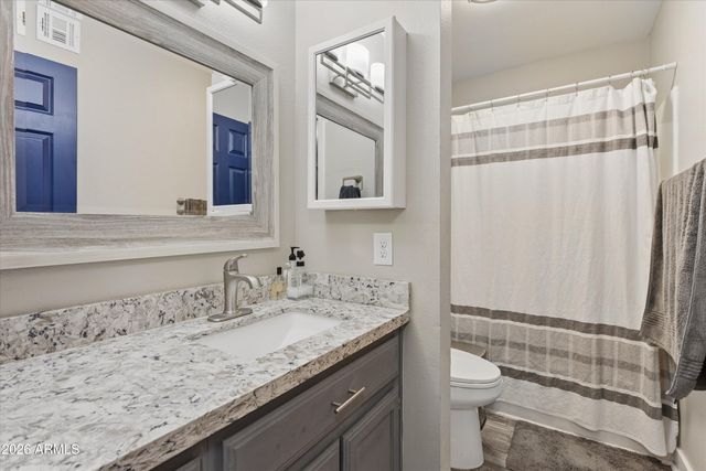 5836 W WINCHCOMB Drive, Glendale, AZ 85306