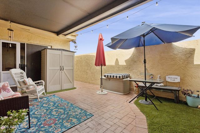 5836 W WINCHCOMB Drive, Glendale, AZ 85306