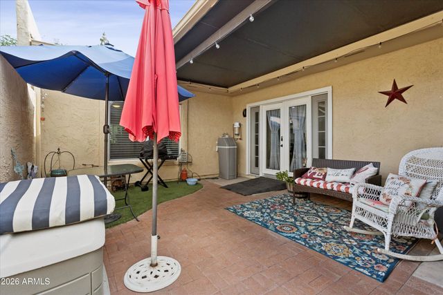 5836 W WINCHCOMB Drive, Glendale, AZ 85306