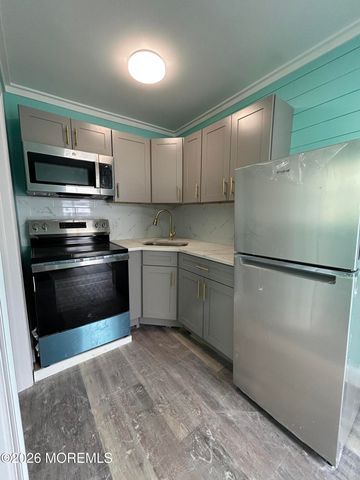 51 Franklin Avenue, Seaside Heights, NJ 08751