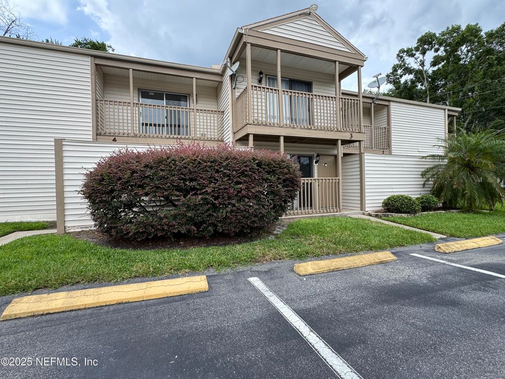 2300 TWELVE OAKS Drive, A-4, Orange Park, FL 32065