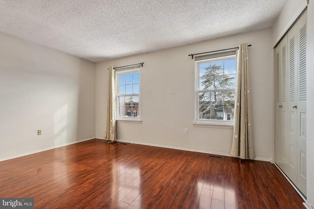 8 MARSH, Lawrence, NJ 08648