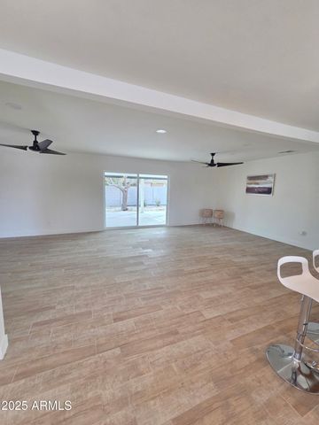 5833 W ROSEWOOD Lane, Phoenix, AZ 85031