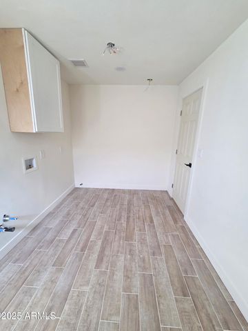 5833 W ROSEWOOD Lane, Phoenix, AZ 85031