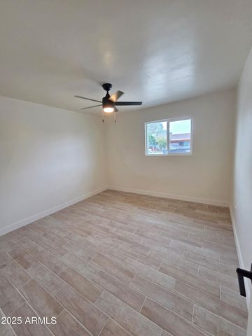 5833 W ROSEWOOD Lane, Phoenix, AZ 85031