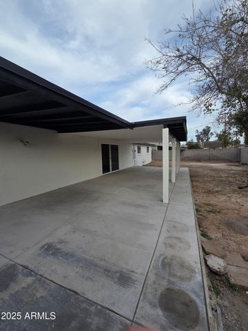 5833 W ROSEWOOD Lane, Phoenix, AZ 85031