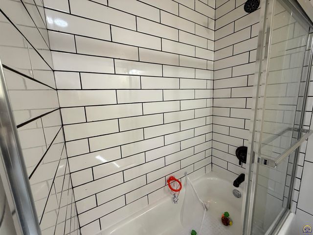 529 Melody Ct, Carbondale, KS 66523