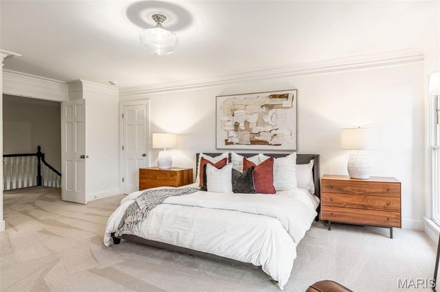 822 Town And Country Estates Drive, Town And Country, MO 63141