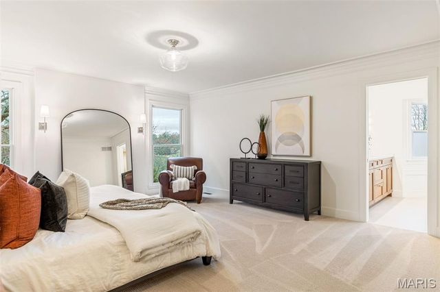 822 Town And Country Estates Drive, Town And Country, MO 63141