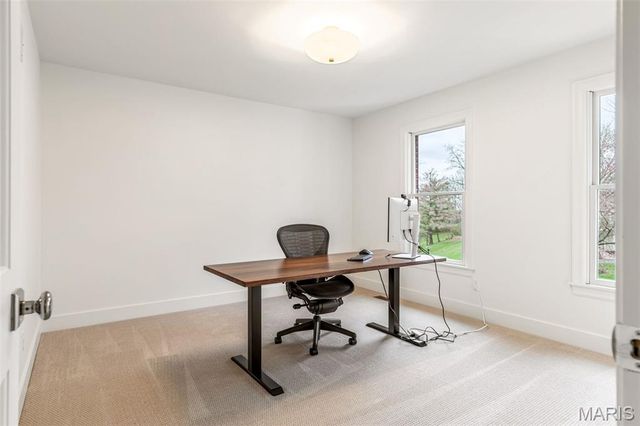 822 Town And Country Estates Drive, Town And Country, MO 63141