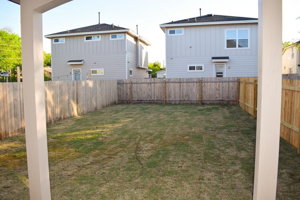 3303 Elija ST A, Austin, TX 78745