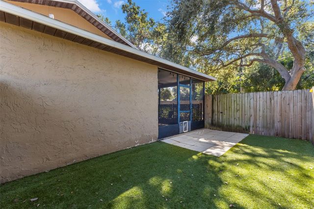 112 MEADOWCROSS DRIVE, Safety Harbor, FL 34695