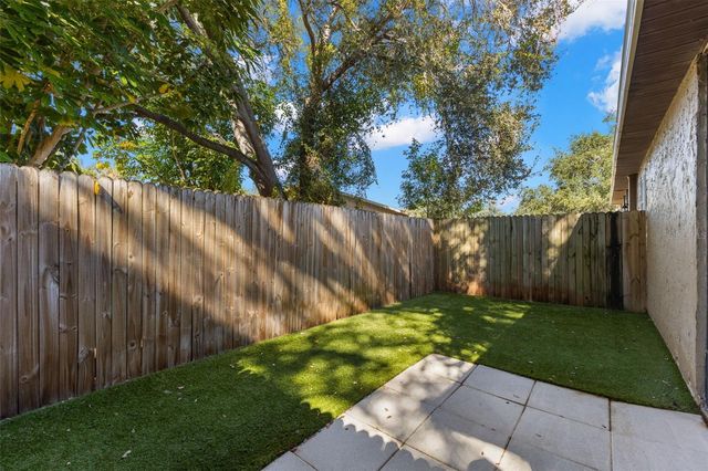 112 MEADOWCROSS DRIVE, Safety Harbor, FL 34695