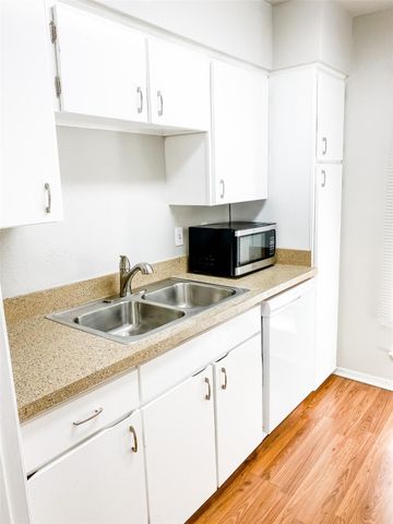 12888 Montfort Drive 242, Dallas, TX 75230