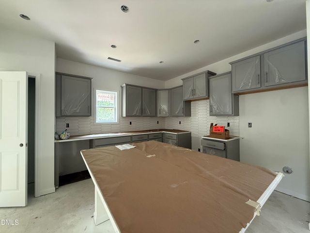 10400 Hamish Drive, Zebulon, NC 27597