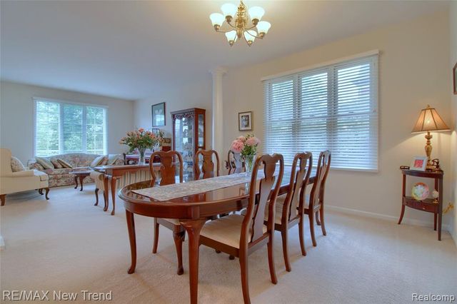 41672 Clemens Circle, Novi, MI 48377