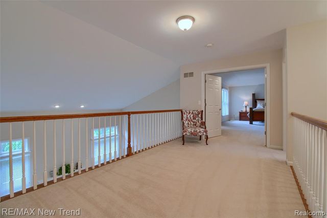 41672 Clemens Circle, Novi, MI 48377