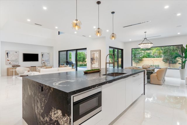 451 NW 7th Avenue, Boca Raton, FL 33486