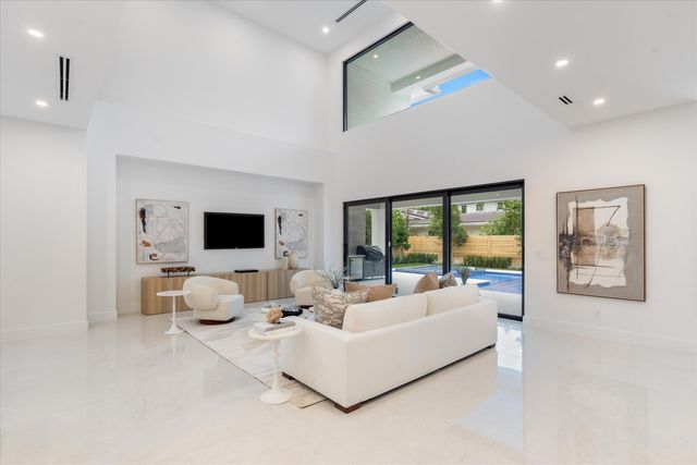 451 NW 7th Avenue, Boca Raton, FL 33486