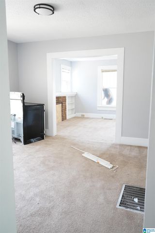 2013 PRATT HIGHWAY, Birmingham, AL 35214
