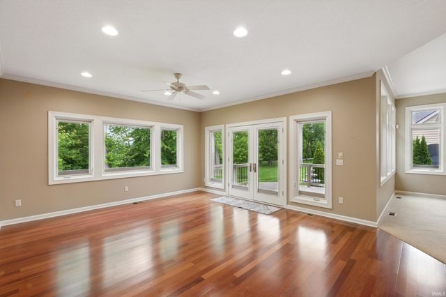 15821 Winterberry Court, Huntertown, IN 46748