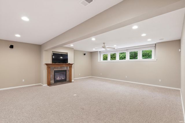 15821 Winterberry Court, Huntertown, IN 46748