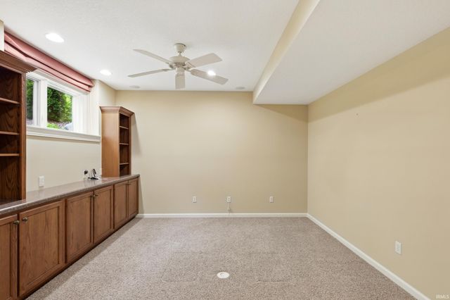 15821 Winterberry Court, Huntertown, IN 46748