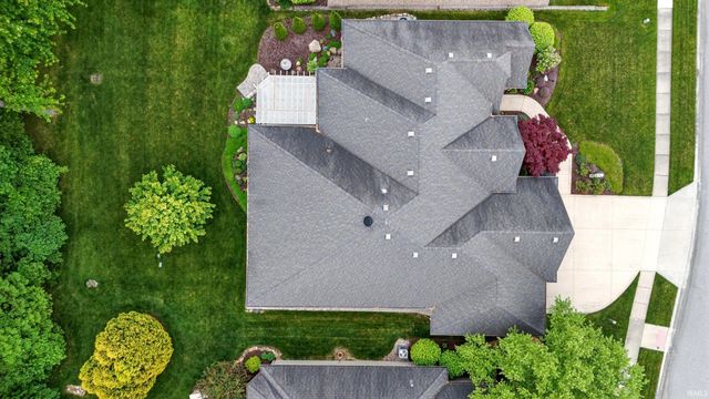 15821 Winterberry Court, Huntertown, IN 46748