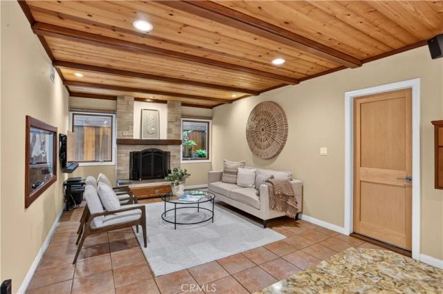 1706 E Ocean Boulevard, Newport Beach, CA 92661