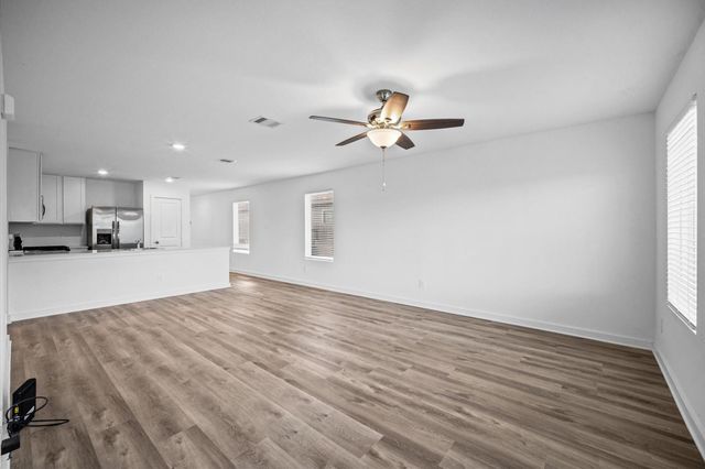 14982 N Ascot Bend Circle, Conroe, TX 77306