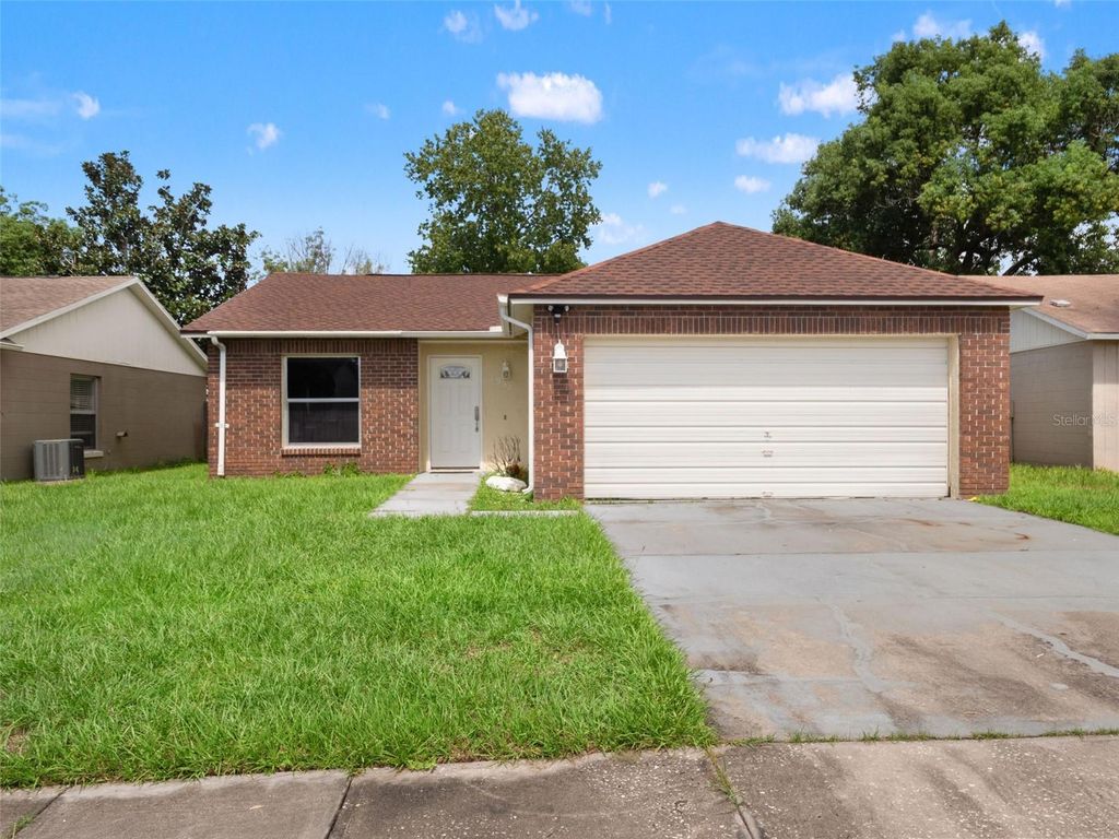 Image 1 of property listing at 8937 VALENCIA GARDENS DRIVE, Orlando, FL 32825