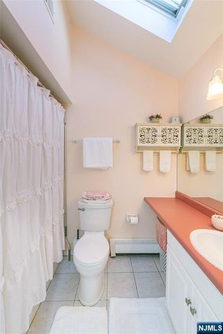 24 The Loop, Ringwood, NJ 07456