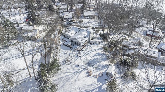 24 The Loop, Ringwood, NJ 07456