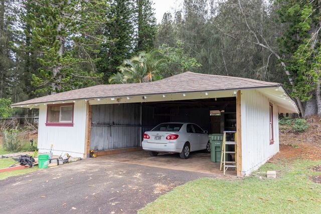 437 Hau Dr, Lanai City, HI 96763