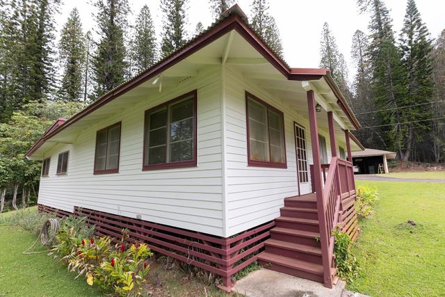 437 Hau Dr, Lanai City, HI 96763