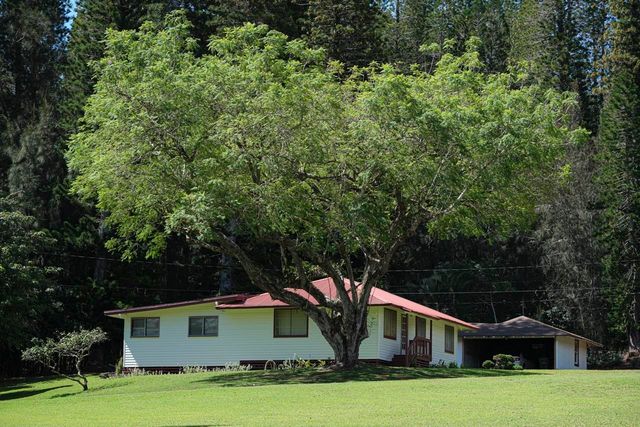 437 Hau Dr, Lanai City, HI 96763