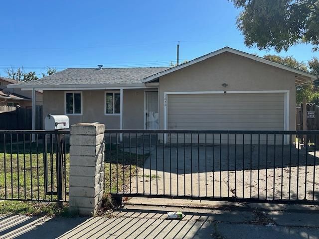 3646 18th Ave, Sacramento, CA 95820