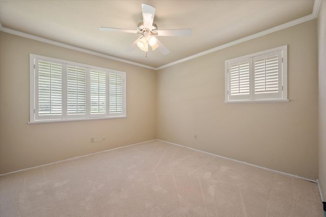 604 Waggoner Drive, Arlington, TX 76013