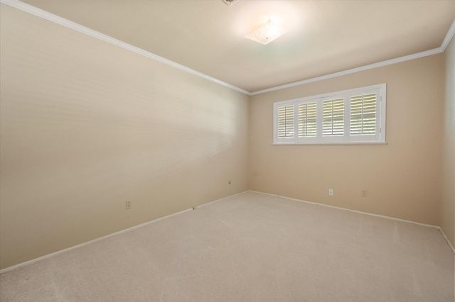 604 Waggoner Drive, Arlington, TX 76013