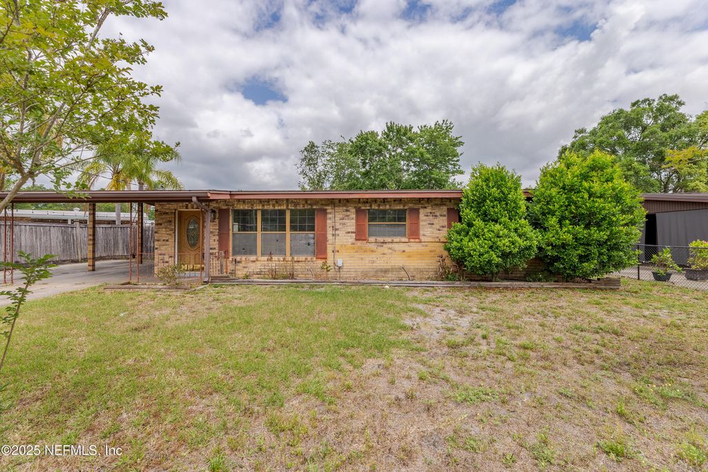 8079 PIERRE Drive, Jacksonville, FL 32210