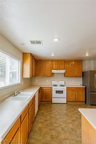 9575 GREEN SPRUCE Street, Las Vegas, NV 89123