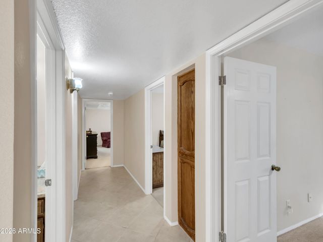 2558 E INGLEWOOD Street, Mesa, AZ 85213