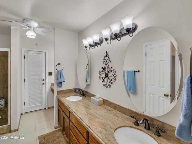 2558 E INGLEWOOD Street, Mesa, AZ 85213