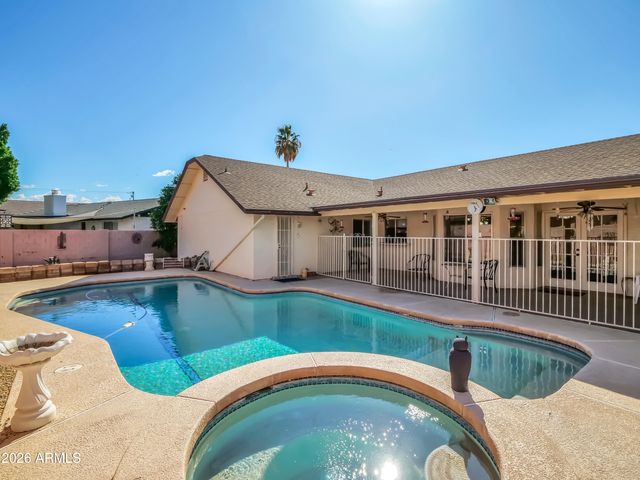 2558 E INGLEWOOD Street, Mesa, AZ 85213